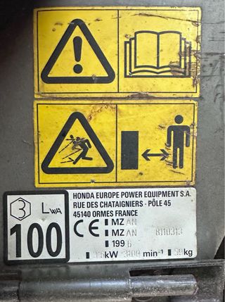 Cortacésped Profesional Honda HRA 536 con traccion