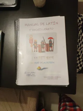 Manual de Latín 1º Bachillerato