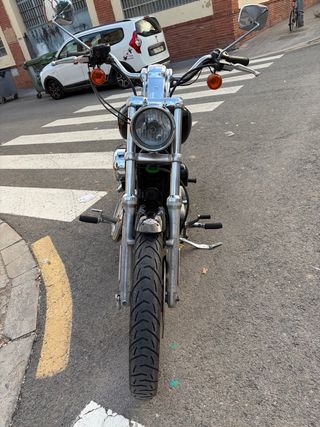 Harley Davidson 883 XL Custom
