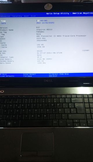 Computer portatile Dell Inspiron M5010 da 6 GB di RAM