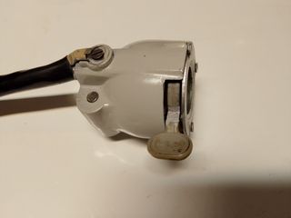 Llave de luces Derbi Antorcha