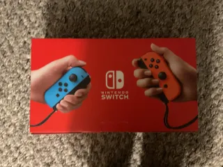 Nintendo Switch con 2 mandos extra