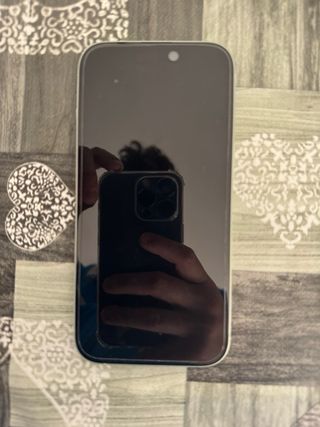 iPhone 15 128GB