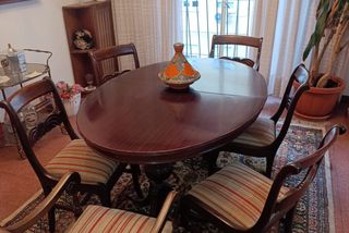 Comedor madera noble