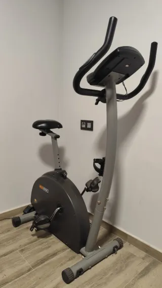Bicicleta Estática con muy poco uso