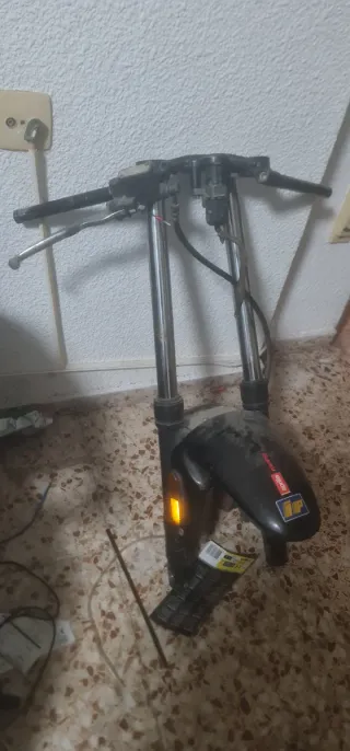 Horquilla Aprilia Culo Avispa Completa
