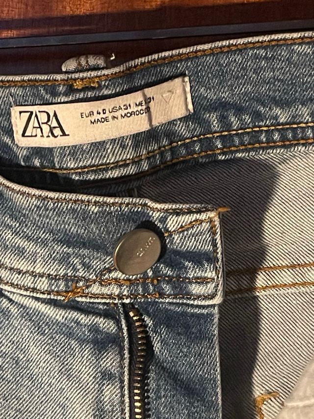 Vaqueros Zara estilo Straight Fit