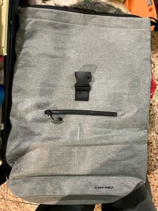 Mochila New Rebels Gris
