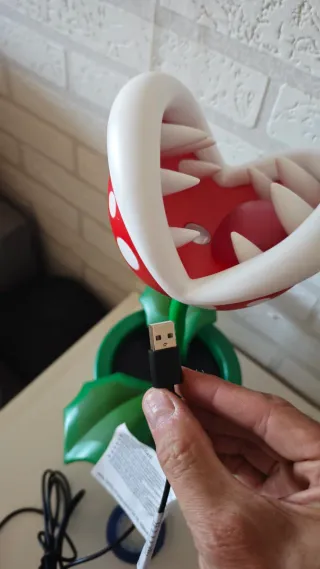 Lámpara Piraña Super Mario Paladone