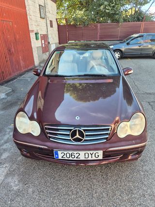 Mercedes-Benz Clase C 2006