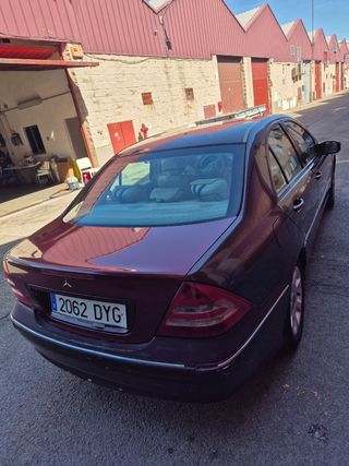 Mercedes-Benz Clase C 2006