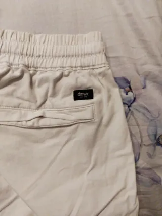 Pantalón corto hombre beige