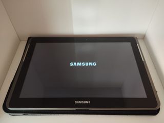 Samsung Galaxy Tab 2 10.1 con funda Belkin