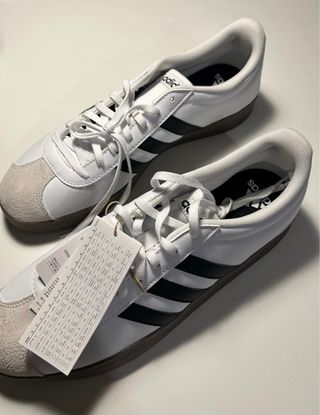 Zapatillas Adidas VL Court Blancas y Negras