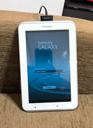 Samsung Galaxy Tab 2 7.0 16GB Blanca + Cable