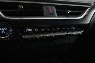 Lexus UX 250h Business
