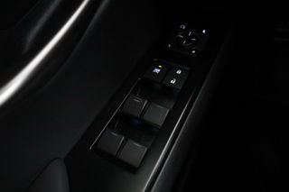 Lexus UX 250h Business