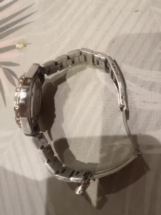Reloj Lotus 
