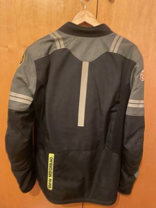 Chaqueta nueva  BMW Reschen Gore-Tex Talla M 46