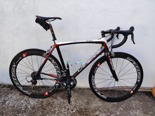 Bicicleta carretera carbono LAPIERRE XELIUS 700