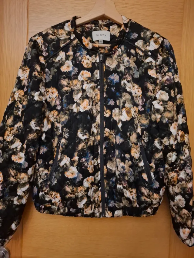 Chaqueta bomber flores