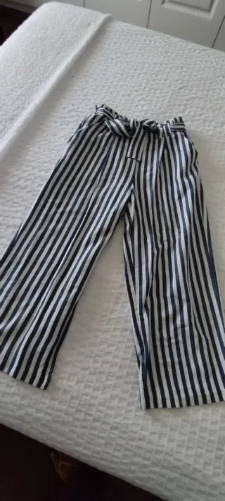 Pantalón rayas azul y blanco