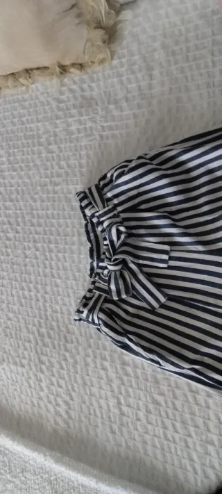 Pantalón rayas azul y blanco