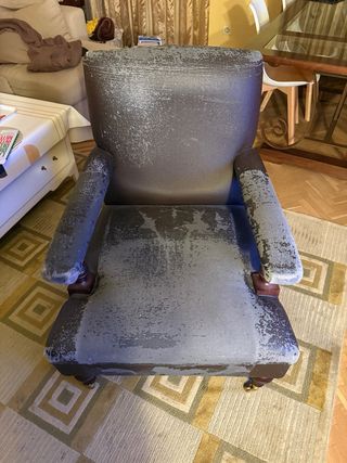 Sillón orejero para lectura o descanso