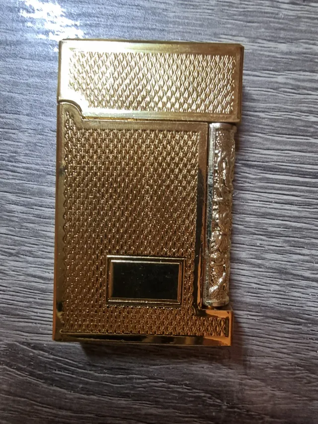 Encendedor Vintage Dorado
