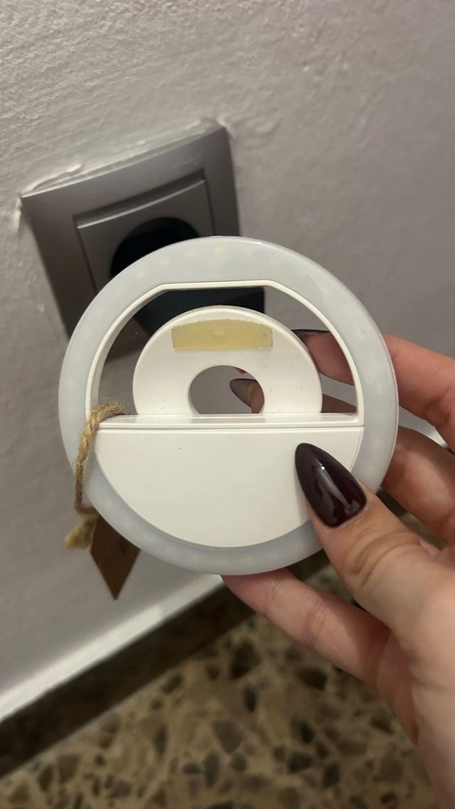 Aro de luz con cargador rápido