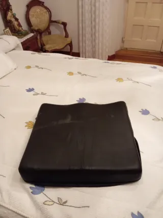 Cuscino antidecubito in pelle sintetica