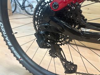 BERRIA MAKO HYBRID HP ÚLTIMA UNIDA