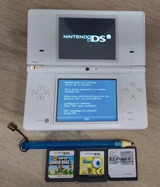 Nintendo DS Lite Blanca + 3 Juegos
