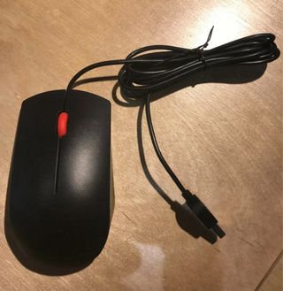 Ratón Lenovo USB Negro y Rojo