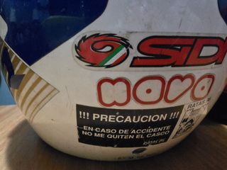 4 Cascos de Moto