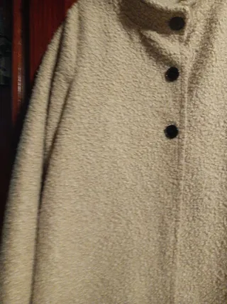 Abrigo de invierno mujer beige