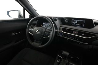 Lexus UX 250h Business