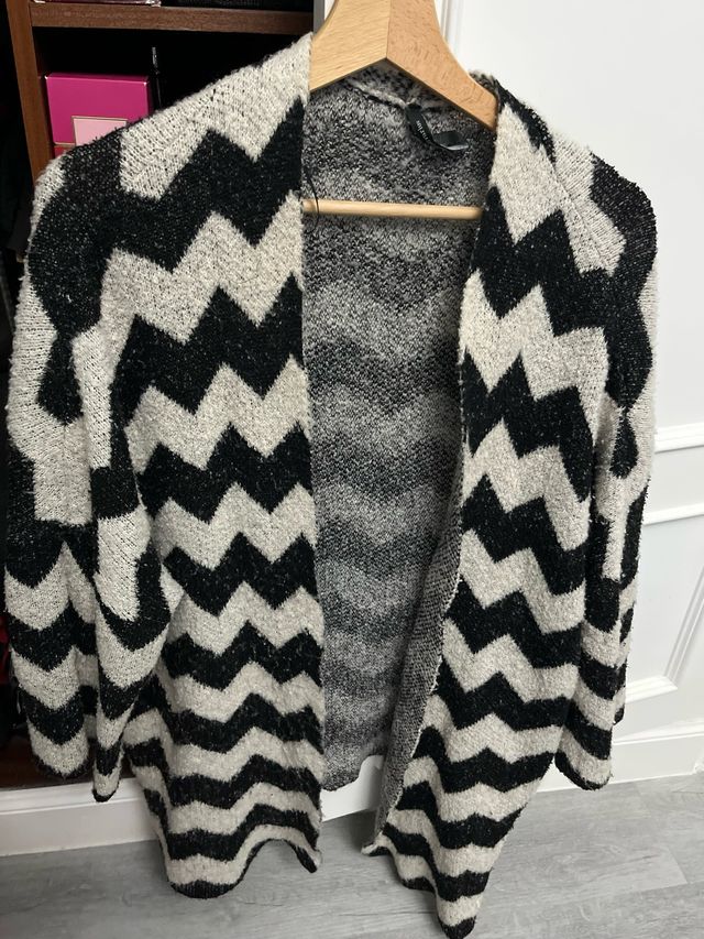 Chaqueta Zigzag Negro y Gris Talla Única