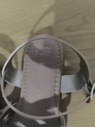 Sandalias doradas niña talla 35