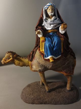 3 Reyes Magos en Camello Resina lienzada 30cm