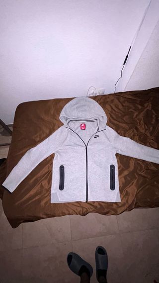 Nike Tech Fleece Gris