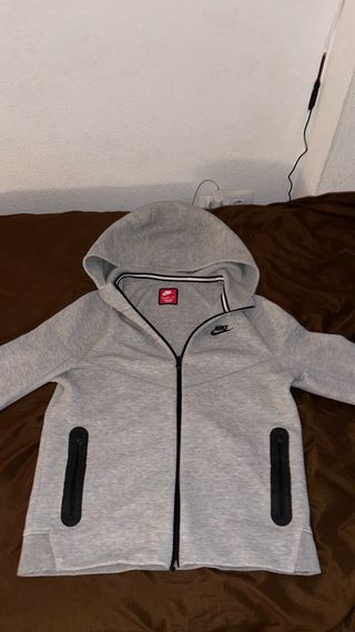 Nike Tech Fleece Gris