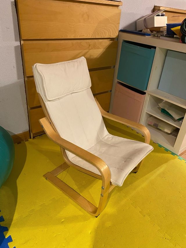 Sillón Poäng IKEA infantil madera