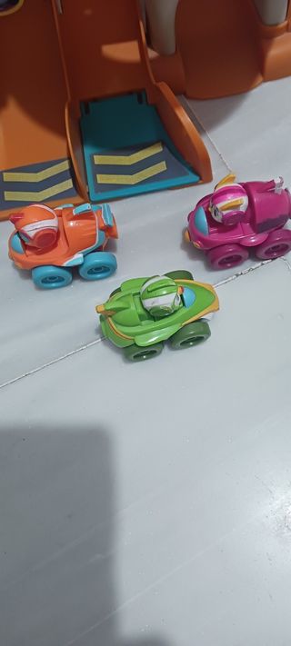 Top Wing Pista de Carreras