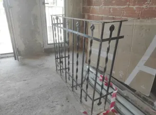 Barandilla de forja con diseño