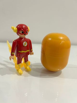 Figura Flash Kinder Maxi