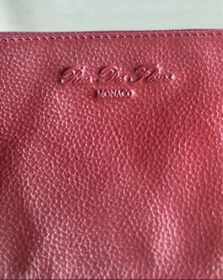 Portafoglio/ Pochette bordeaux.