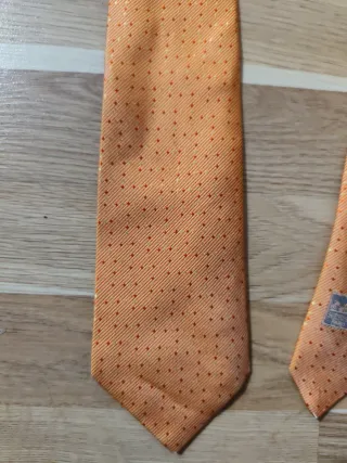 Corbata Hermes Paris Naranja Lunares