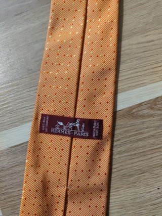 Corbata Hermes Paris Naranja Lunares
