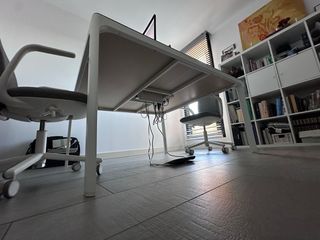 Mesa despacho IKEA Bekant dos puestos 140x140cm